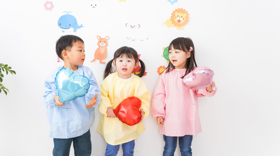 幼稚園児三人
