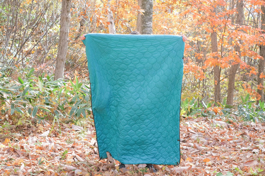 外でもぬくぬくできる多機能ブランケットで冬でもアウトドアを満喫しちゃおう