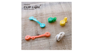 【本日のセール情報】Amazonタイムセールで80%以上オフも！ 900円台の万能ケーブルクリップ5個セットや1,000円台のトレイ付きPC・モニタースタンドがお買い得に