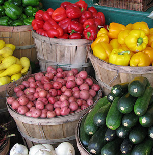 110706_famrers-market