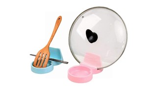 鍋料理のときにフタを開けてサッと立てられるアイテム2選