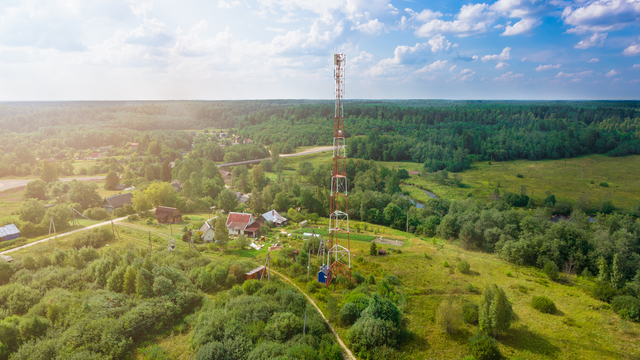 ネットがない田舎の救世主、「無線インターネット」ってどんな仕組みなの?