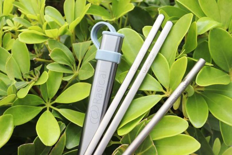 アウトドアにもいいね! 軽くて丈夫で清潔なチタン製の箸&ストローセット「エコラシポケット」が登場