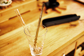 エコをオシャレにカッコよく。ガラスで作られたマイストローセット｢ESSENTO｣を使ってみた