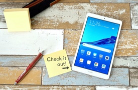 コンパクトでもハイクオリティ。“8インチ”のタブレット、ライフハッカー［日本版］編集部員はこう使う