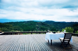 変化の時代を生き残るには？ 極上リゾート｢天空の森｣を作る田島健夫社長に聞いた