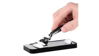 【本日のセール情報】Amazonタイムセールで、1,000円台のヒゲソリの刃を長持ちさせるクリーナーや2,000円台のAnker製・コンパクトなType-C急速充電器がお買い得に