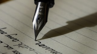 ビジネス文書でも見かける「i.e.」と「e.g.」の意味は?|使い方・例文あり