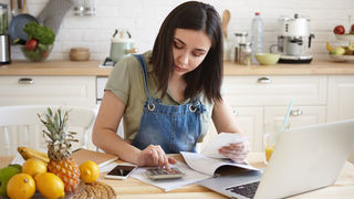 節約月間を作り、効率的に家計を見直す2つのやり方