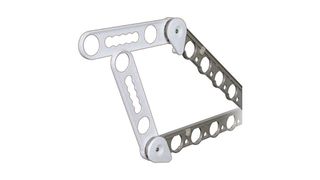 物干しの高さを変えられて、干すスペースも拡張できるツール。未使用時はたためて便利！