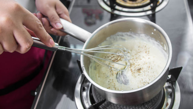 コーンスターチでとろみをつけるコツ、ちょうど良い温度は？