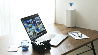 超簡単! コンセントにさすだけで、自宅のWi-Fiを快適&お得にする新生活ガジェット