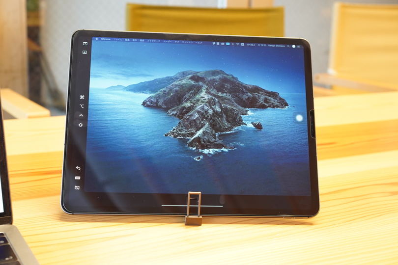 たった70g!持ち運びに最強なiPadスタンド見つけました