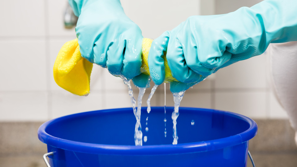 漂白剤はお湯で溶かさないほうがいい。その理由は…