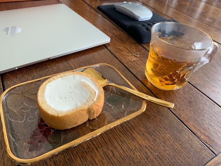 糖質制限に挫折しそうな人へ、糖質90%オフの食事&スイーツが毎週届くよ【初回500円割引】