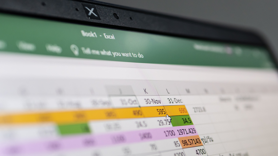 複雑なデータ分析・集計が簡単に! Excel「ピボットテーブル」の使い方を解説