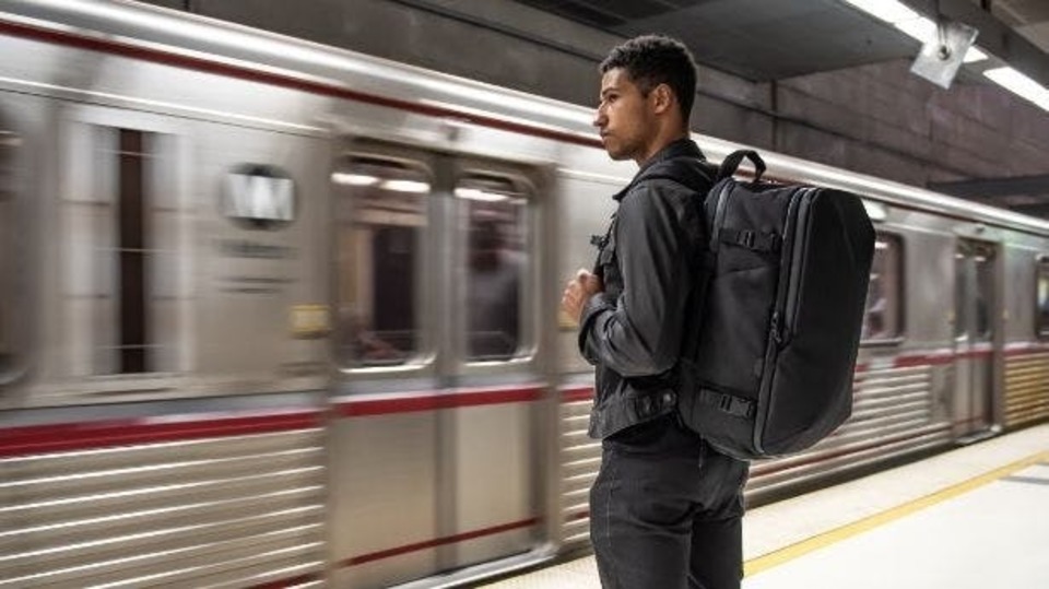 LA発! 大容量35Lで旅行にも適したバックパック「TRMNL」が登場