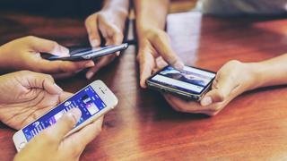 iPhoneからiPhoneにWi-Fiパスワードを共有する方法