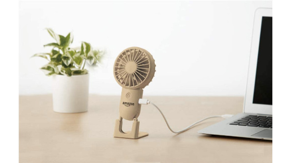 ユーザーの声を反映した最新の人気携帯ファン。使い勝手が大幅に向上したよ