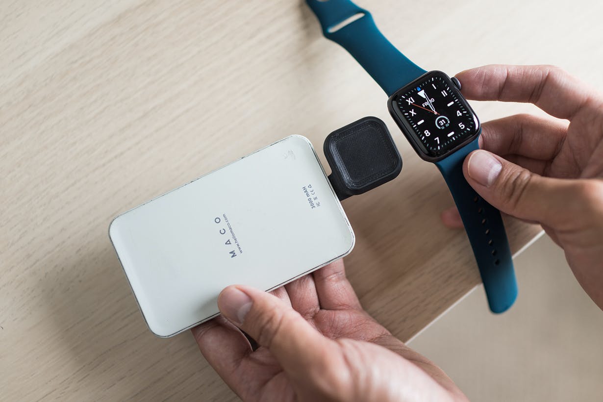 Maco_Go-charge_with_powerbank