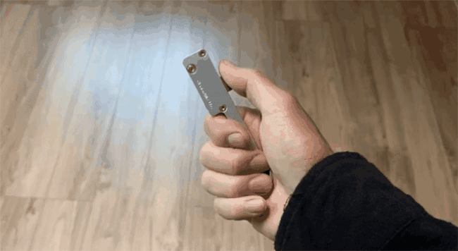 use_hand