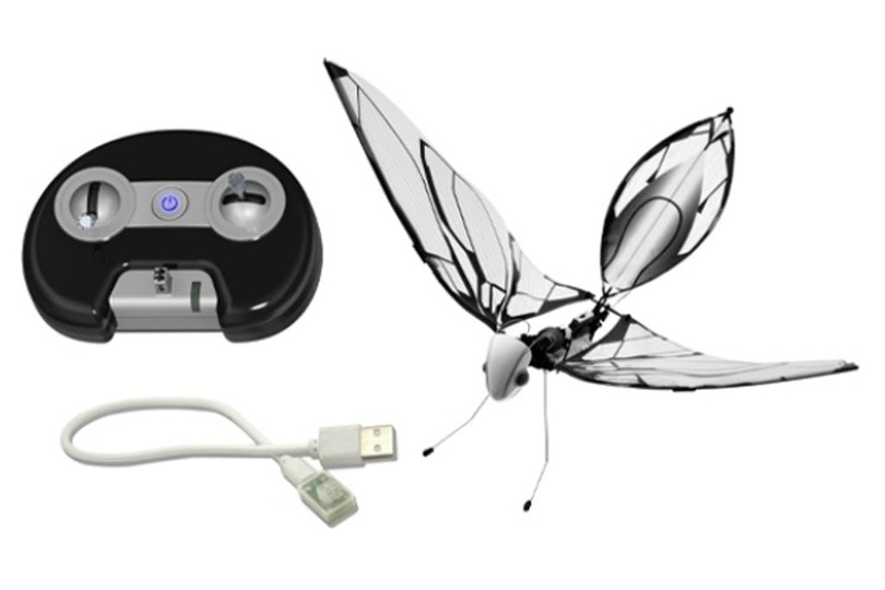 動きがめっちゃリアル! 室内でも気軽に楽しめる鳥型ドローン「Metafly」が登場