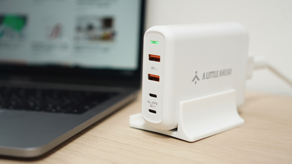 マルチポートで高出力! 複数ガジェットの充電が捗る充電器を使ってみた