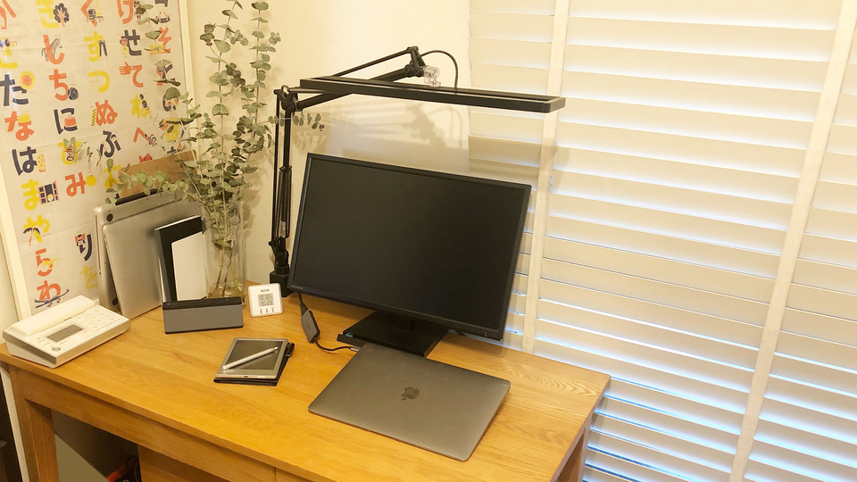 リモートワークを快適に。集中できる環境を作るアイテム10選｜これ買ってよかったのアイキャッチ画像
