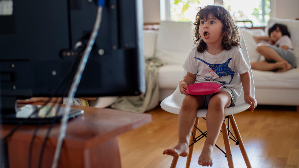 便利だからこそ気をつけたい、得する損するサブスクの見直し