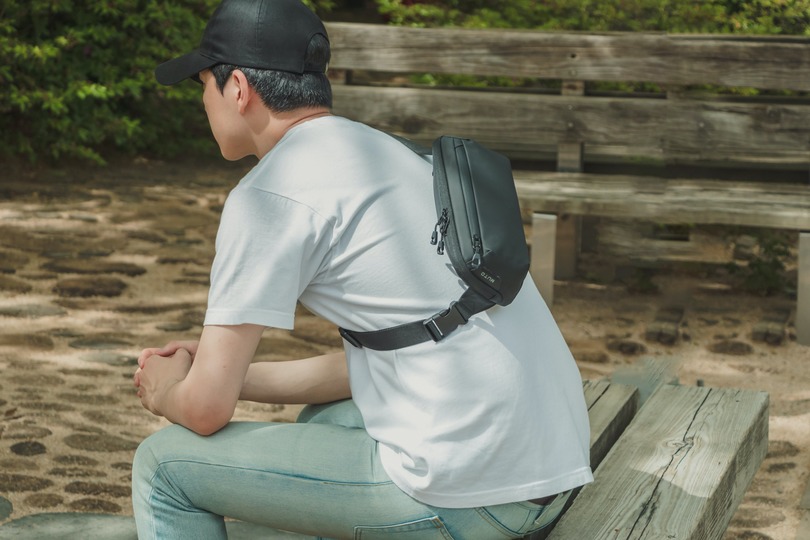 コンパクトで使いやすい! 2Way仕様のスリングバッグがキャンペーン開始