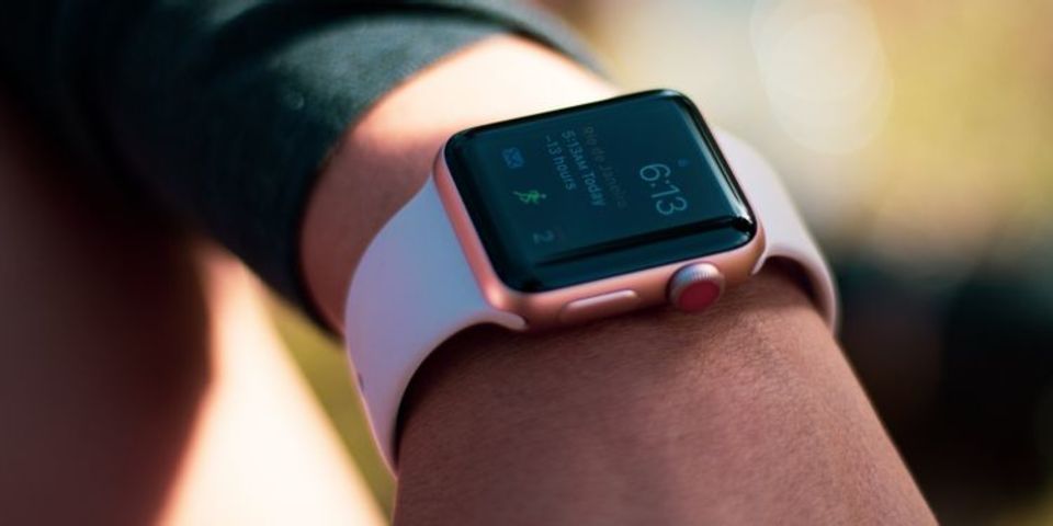 Apple Watchは心血管疾患を検知できる可能性|スタンフォード大学