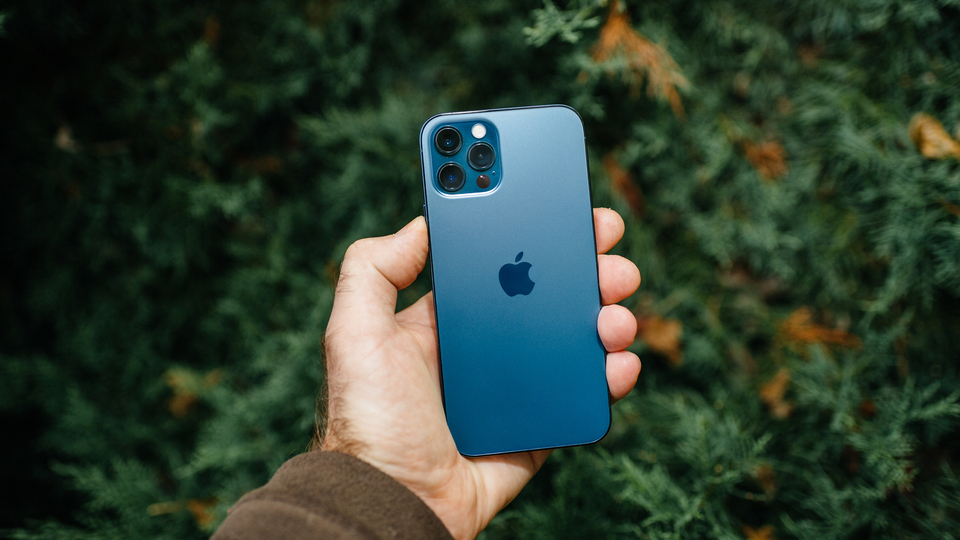 iPhone 12 Proの新カメラ機能「ProRAW」のメリットとは?