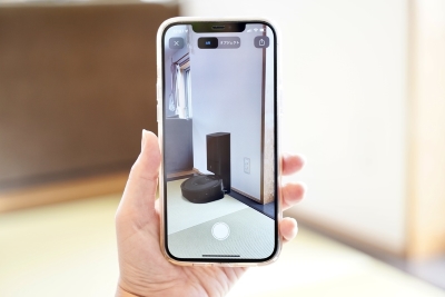 「ルンバ i7+」の実寸サイズを確認できるARサービス