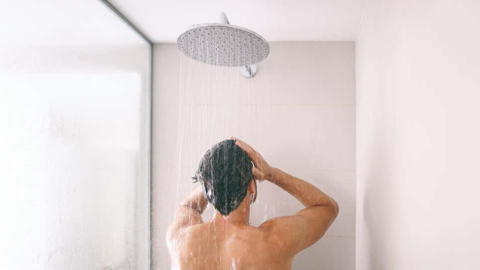 極度の汗っかきな人へ。シャワーの浴び方を見直してみませんか?