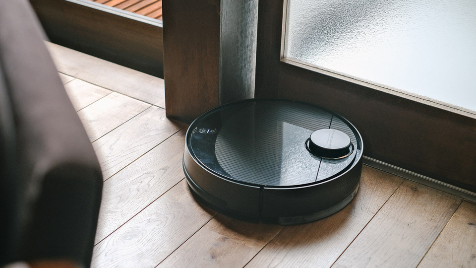 時短家事の定番ロボット掃除機。今選ぶならモップがけも同時にできる製品がいいかも