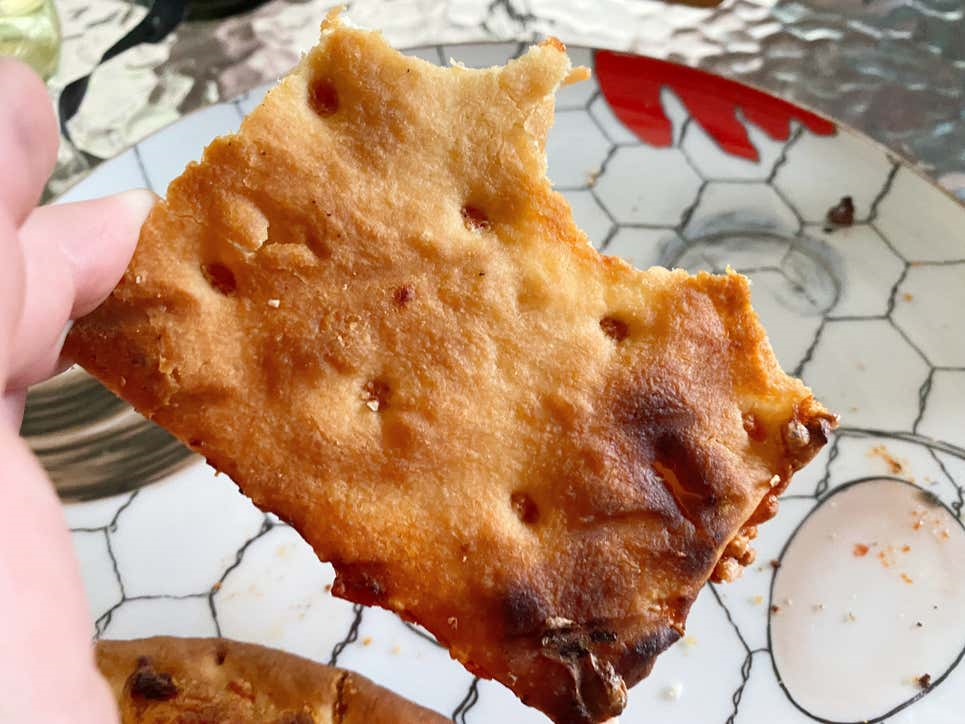 カリカリに焼かれたクラスト
