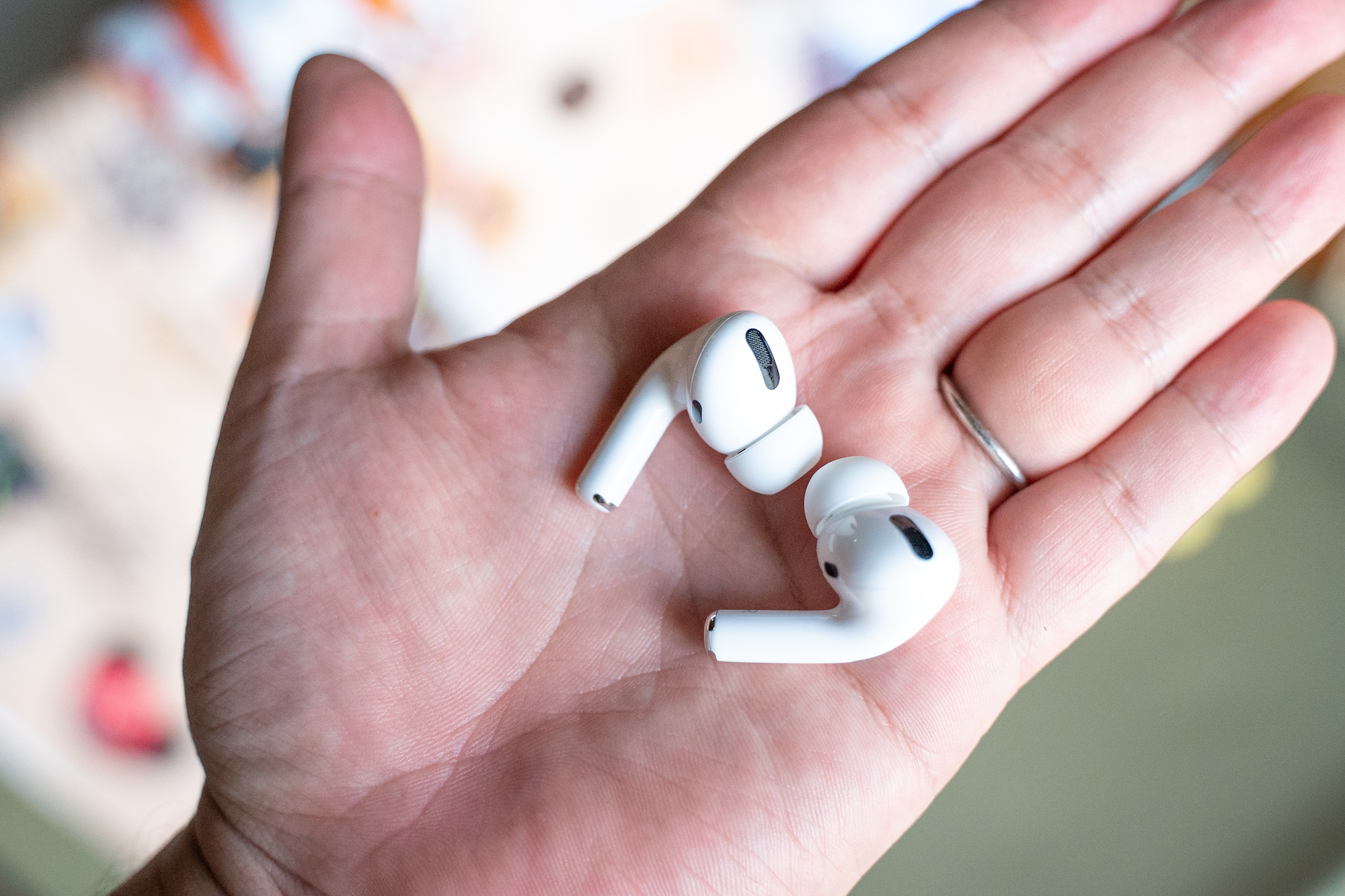 AirPods Proを一度手放した僕が、再購入した切実な理由【今日のライフ