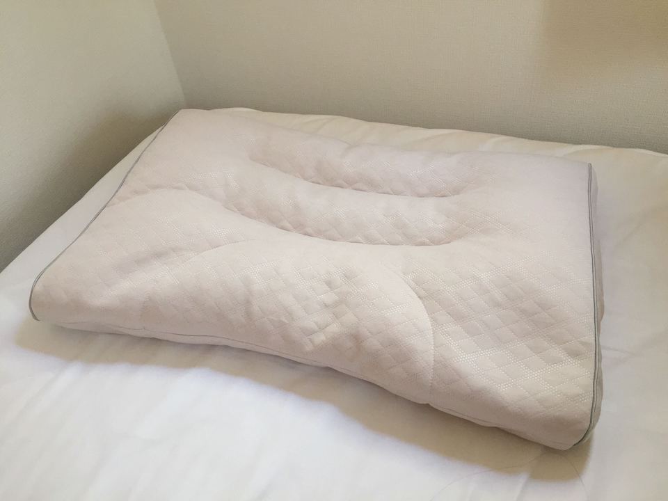 東京西川枕洗える睡眠博士首肩フィット1