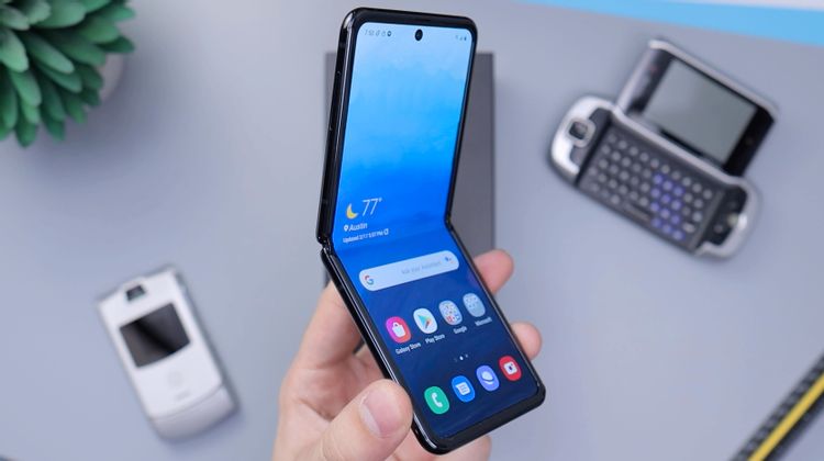 upgrading-smartphones-every-year-5