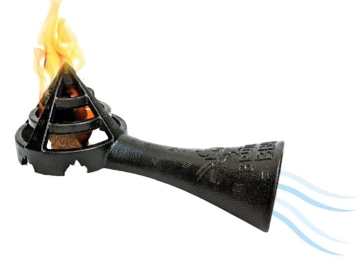 なるほどシンプルな解決法。火起こしを手軽にしてくれる「Fire Guard」