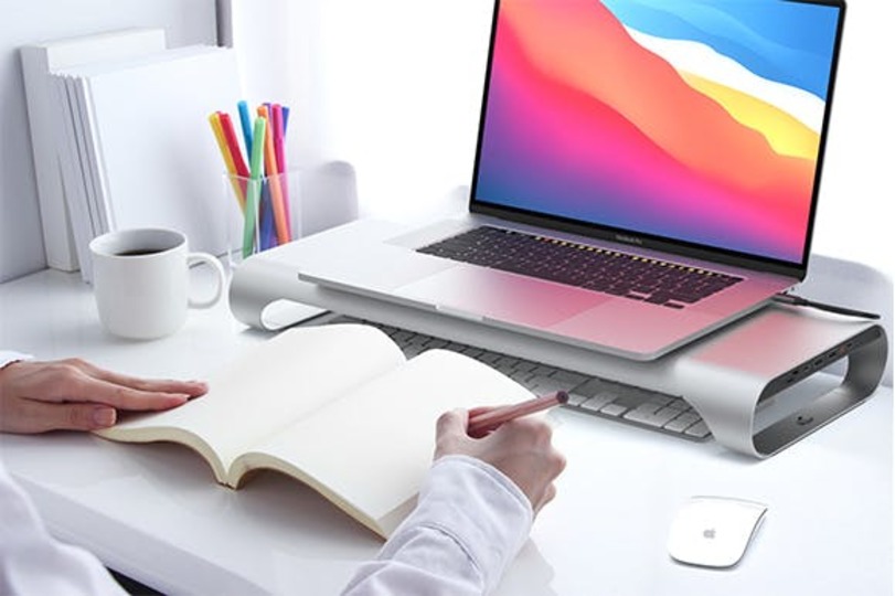 7in1ハブ搭載でデスク環境をミニマルにする「ProBase Gen2」が登場