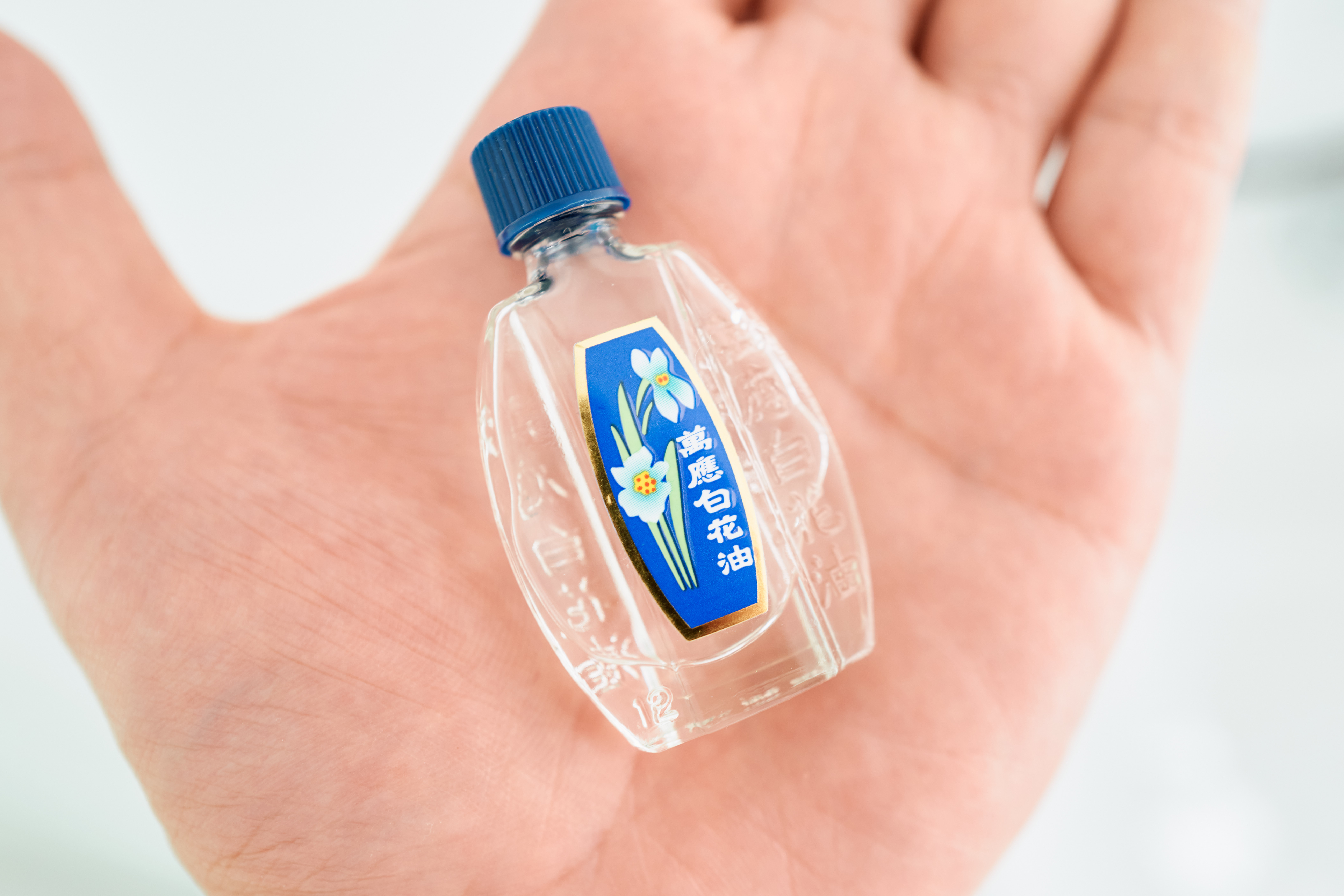 部屋中の空気をスッキリさせる 白花油 が効果的すぎた 今日のライフハックツール ライフハッカー 日本版