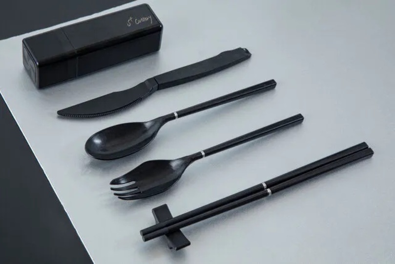 脱プラに向けて。アウトドアやお弁当に適したポケッタブルなカトラリーセット「S+ Cutlery」