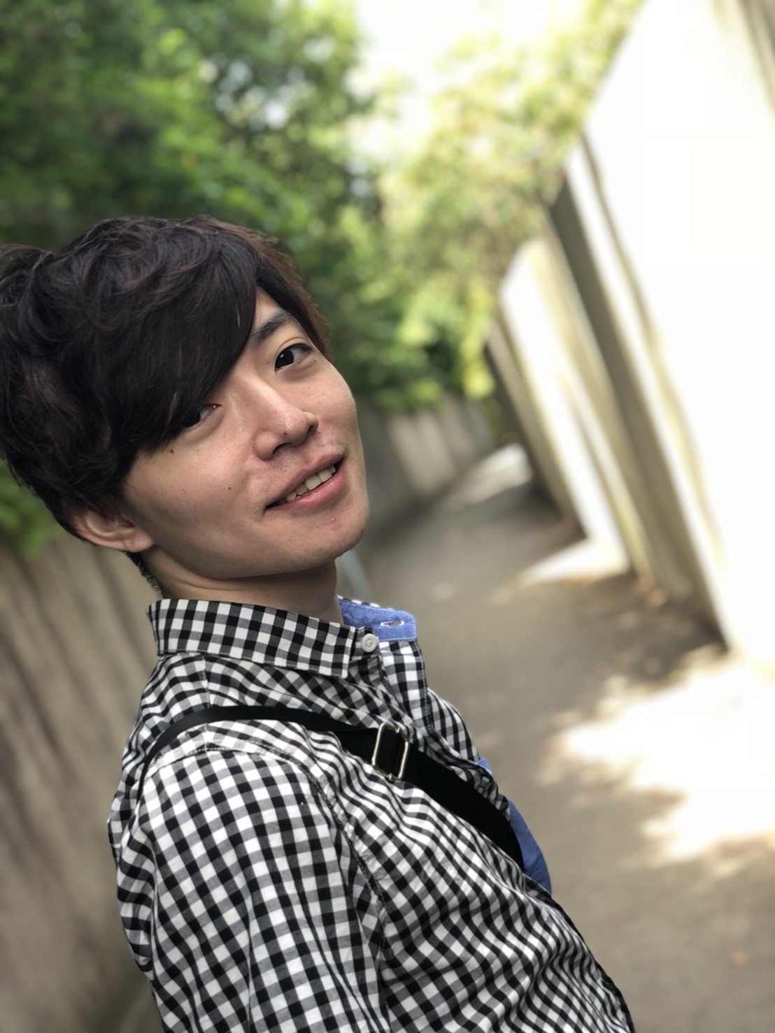 ゲーミングモニター著者(しまむさん)