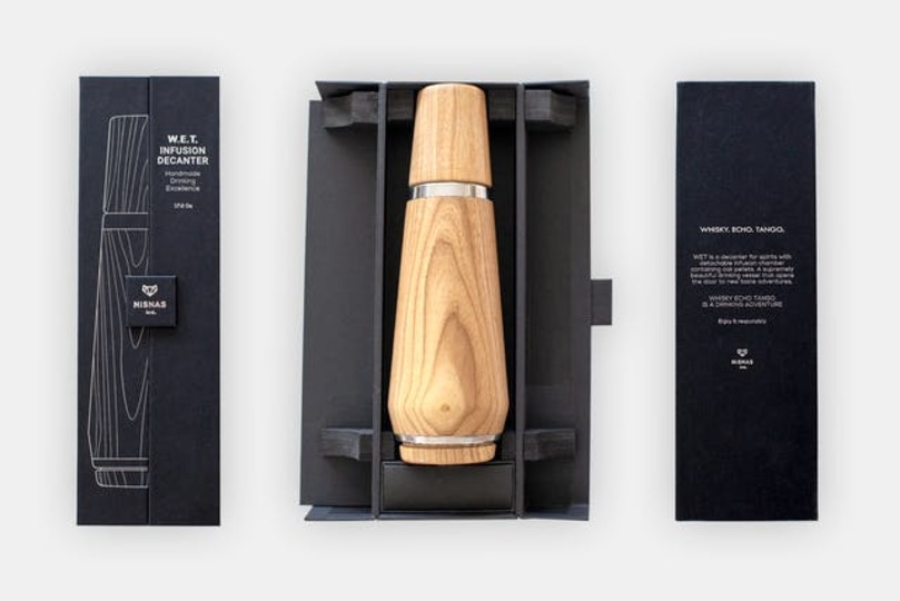 オリジナルウイスキーを育ててみる? お酒が楽しくなる木製デキャンタ「WET Decanter」