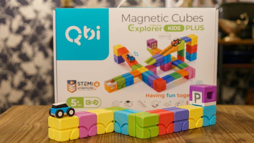 プロジェクト終了間近。プログラミング思考を育むブロック「Qbi Toy」は、大人もどハマりの面白さでした!