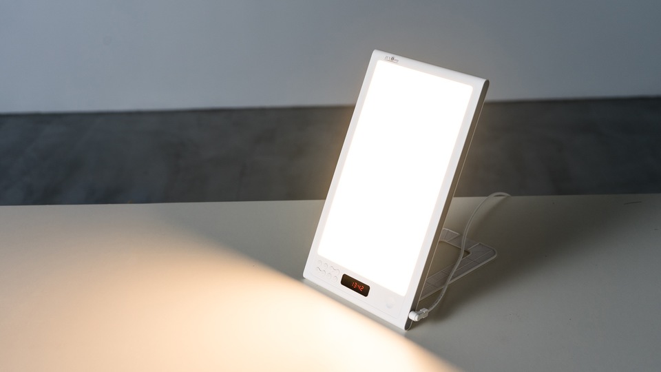lht_LUXlamp_01w2000