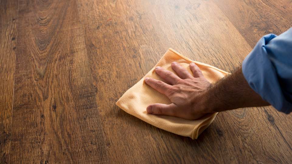 木のフローリングを傷つけない掃除方法