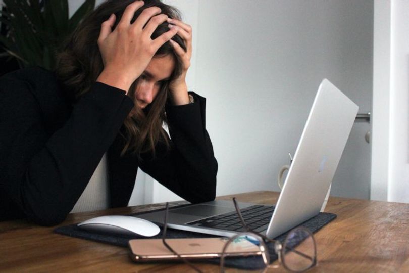 woman-stressed