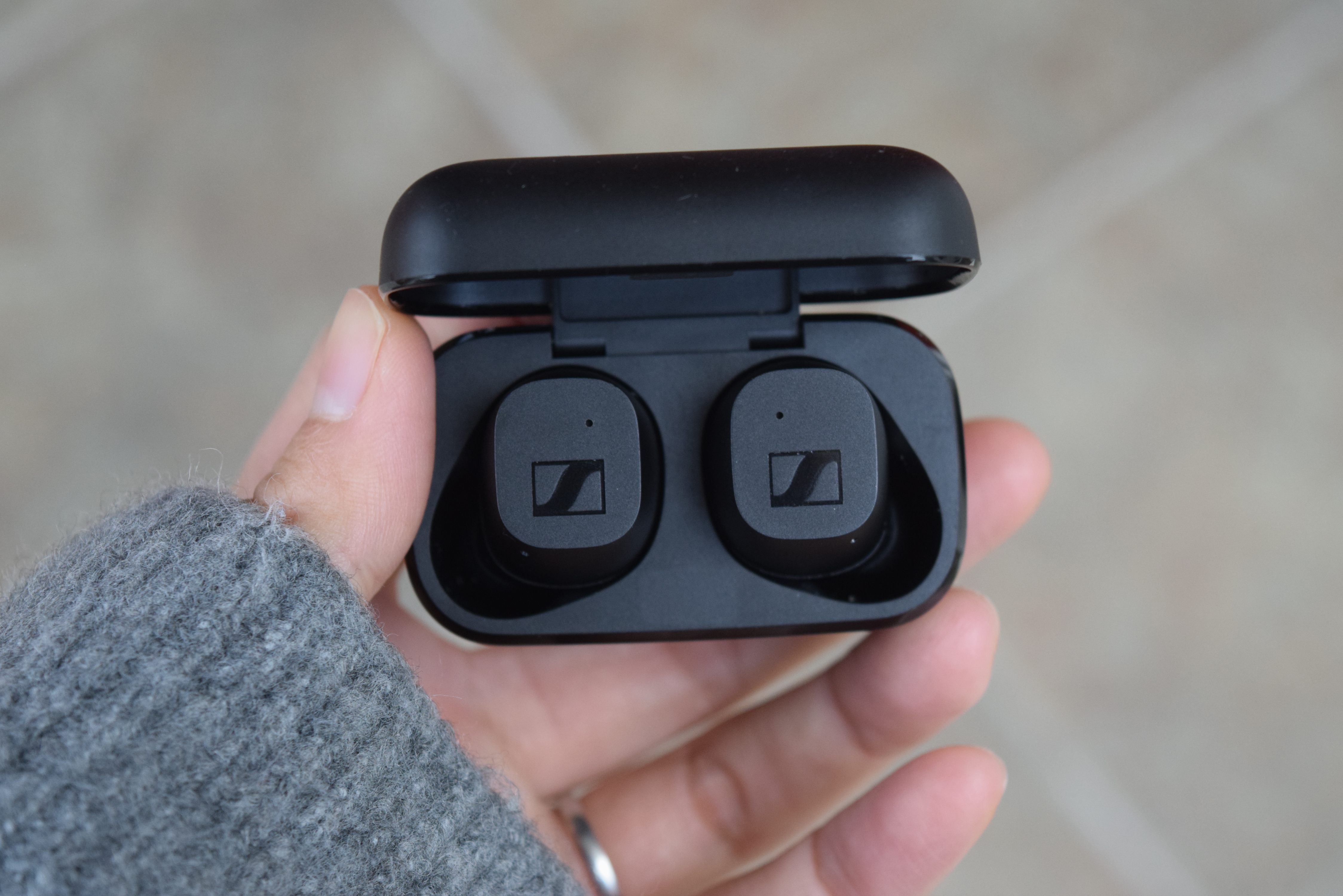 1万円台で高音質！ちょうどいいゼンハイザーの完全ワイヤレスイヤホン